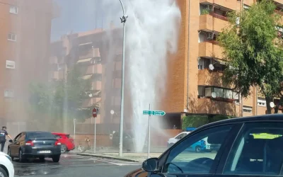 Un trabajador herido al reventar una tubería de agua en Toledo